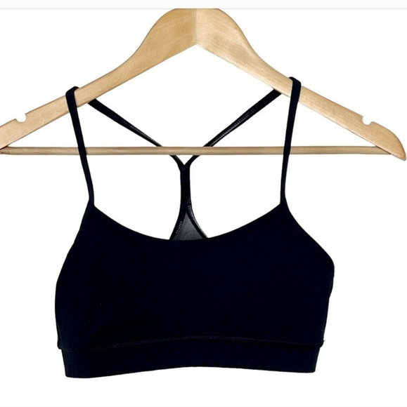 Lululemon Racerback Bralette Sports Bra Solid Black Size 6 Removable Pads - Picture 1 of 4